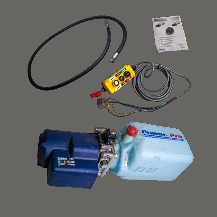 hydr. compactaggregaat DC24V-3KW kunststof tank afstandbediening met kabel