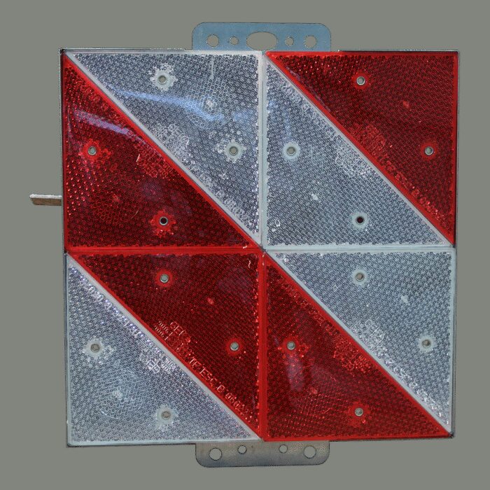 markeringsbord langzaam rijdend verkeer 285x285mm rood + wit diagonaal gestreept rechts
