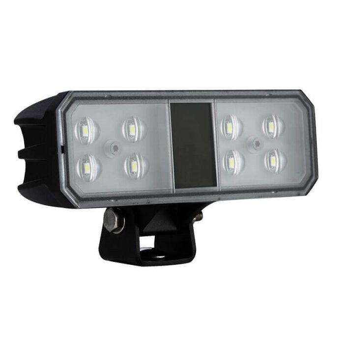 LED werklamp IP69K 8 x 3W ETI LED's 400mm kabel met Deutsch-connector 9/36 V 24 Watt 2600lm 150 x 50 x 48mm ECE-R23 Driving Beam Bij 12 Volt / 12,00A Bij 24 Volt 5,20A CE, ECE-R10 3000 lux@ 10m / 0,25 lux@ 1095m wit 60 graden Aluminium Zwart Polycarbonaat