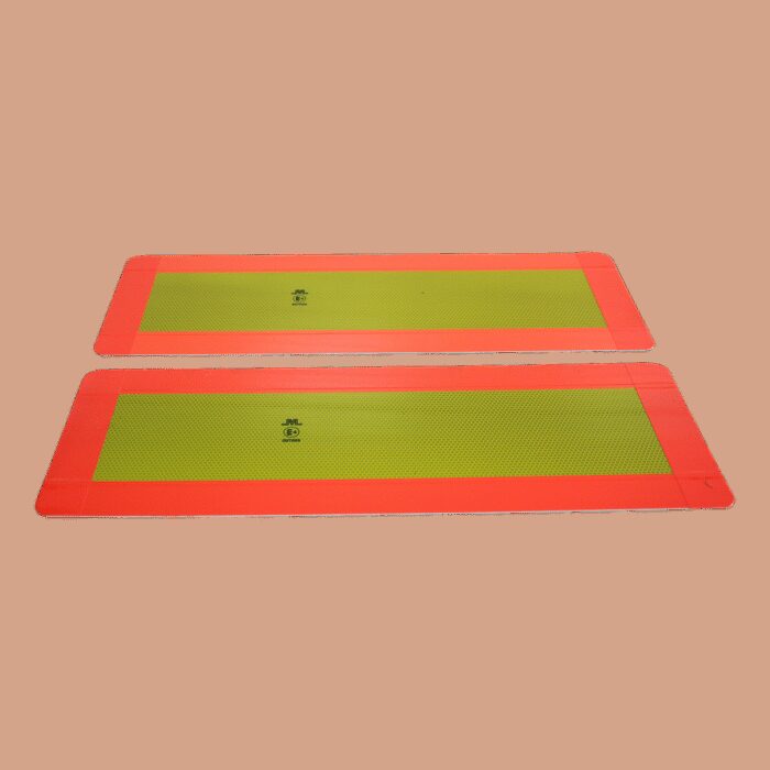 markeringsbord opleggers >3500kg 197mm x 566mm geel met rode rand 2x sticker